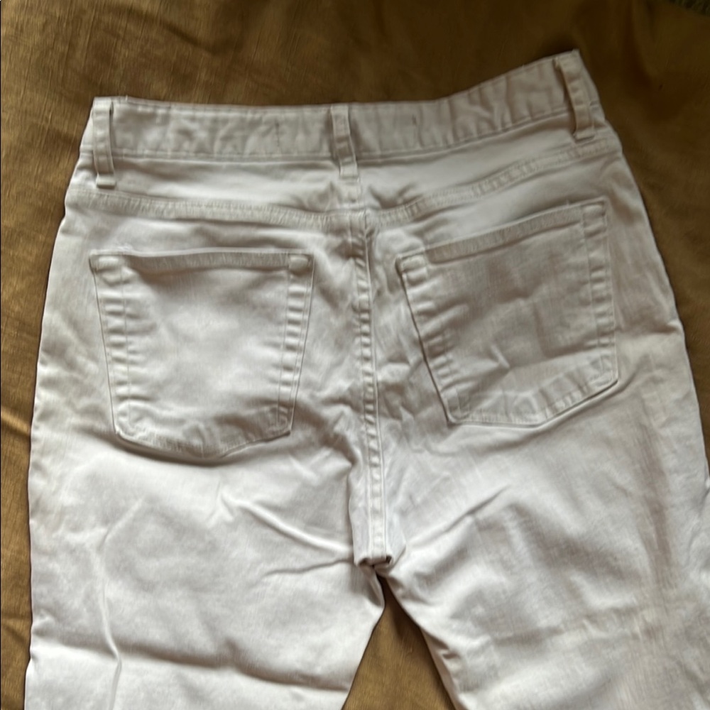 Gap Classic White Bootcut Capris - image 6